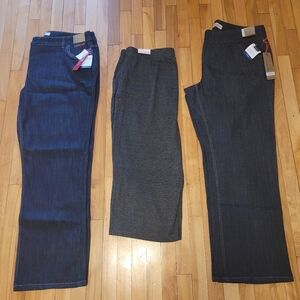 Lot / Bundle NWT 3 Pairs Jeans Pants Plus Size 22